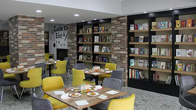 Ahırlı'da Millet Kıraathanesi açıldı