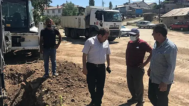 Ahırlı'ya hayvan içme suyu göleti yapılıyor
