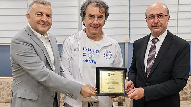 Ahmet Bülbül Selçuklu'dan ayrıldı