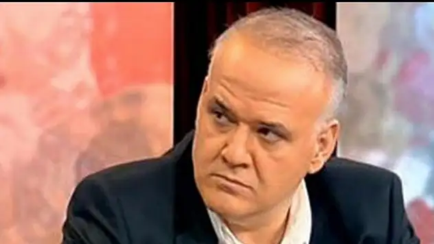 Ahmet Çakar Galatasaray'ı voleybol takımına benzetti