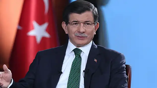 Ahmet Davutoğlu'ndan referandum açıklaması