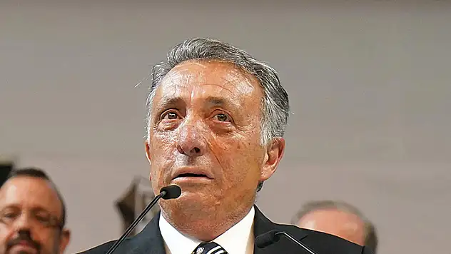 Ahmet Nur Çebi yeniden başkan 