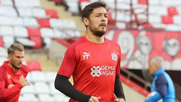 Ahmet Oğuz Konyaspor'da! Muric ise olmadı