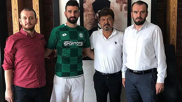 Ahmet Önay'dan yeni sözleşme 