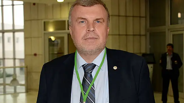 Ahmet Şan: Aday değilim