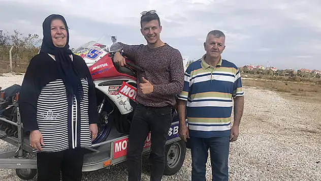Aile boyu motosiklet sevdası