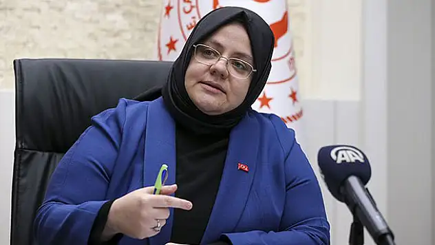 Aile ve Çalışma Bakanı Zehra Zümrüt Selçuk koronavirüse yakalandı