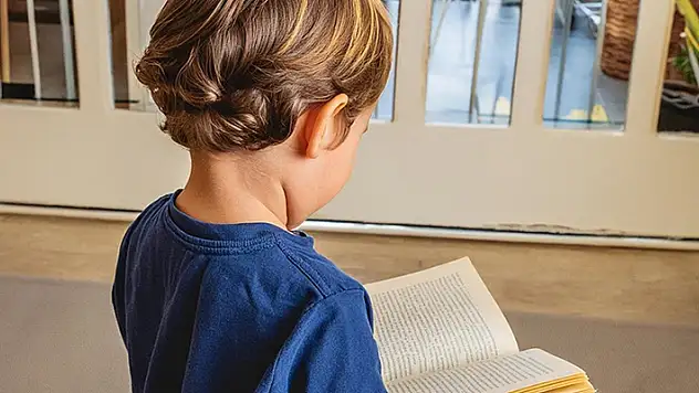 Aile ve Sosyal Hizmetler Bakanlığı 3 kitabı muzır yayın ilan etti
