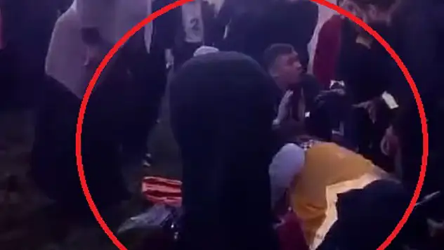 Ailesiyle çıktığı surların merdiveninden düşen 7 yaşındaki Remziye yaralandı

