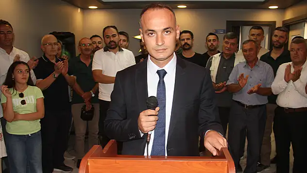 AK Parti Beyşehir İlçe Başkanı Elkin görevinden ayrıldı
