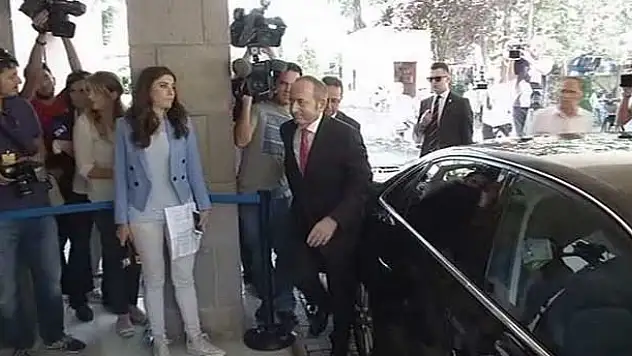 AK Parti-CHP ikinci tur koalisyon görüşmeleri başladı