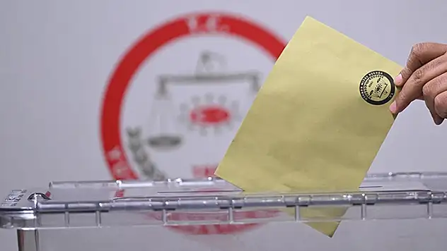 AK Parti'de seçim ve sandık görevlilerinin eğitimine 10 Şubat'ta başlanacak
