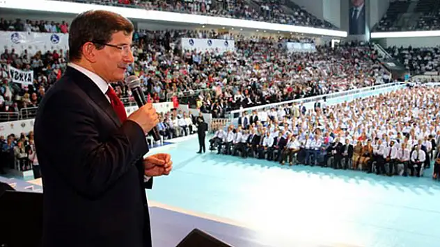 AK Parti'de üç dönem kuralıyla ilgili flaş karar