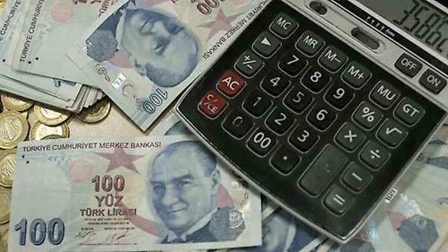 AK Parti'den asgari ücret ve emekli zammı açıklaması

