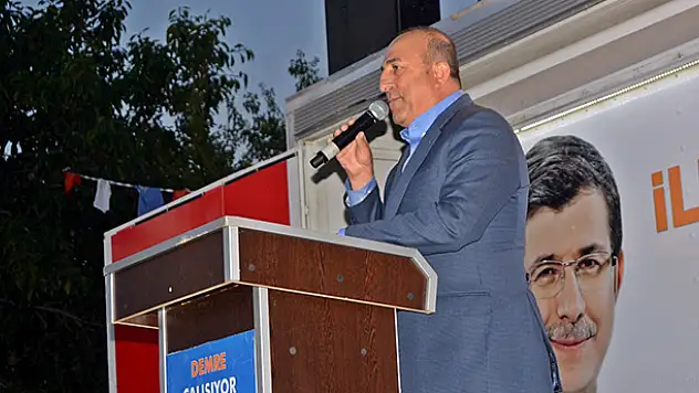 ''AK Parti Dünya Siyaset Tarihinde Bir İlki Gerçekleştirdi''