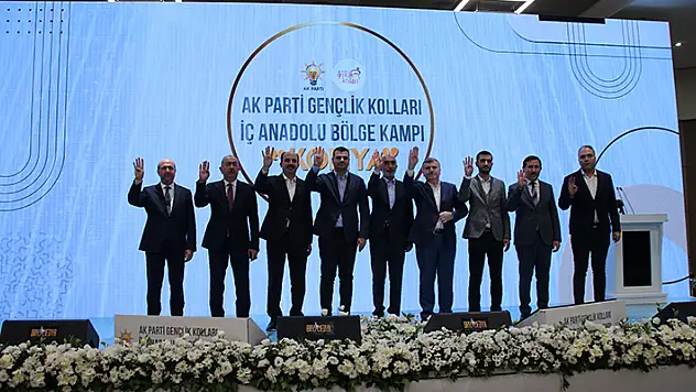 AK Parti Gençlik Kolları Başkanı İnan'dan, 'TÜGVA' açıklaması
