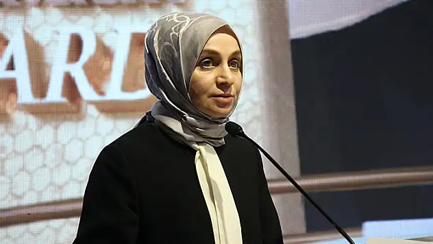 AK Parti Genel Başkan Yardımcısı Usta, Necmettin Erbakan Üniversitesi Akademi Ödülleri'nde konuştu
