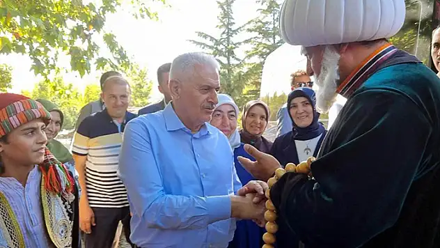 AK Parti Genel Başkanvekili Binali Yıldırım, Akşehir'de temaslarda bulundu
