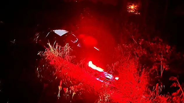 AK Parti Grup Başkanvekili Yenişehirlioğlu ve oğlu Afyonkarahisar'da trafik kazasında yaralandı

