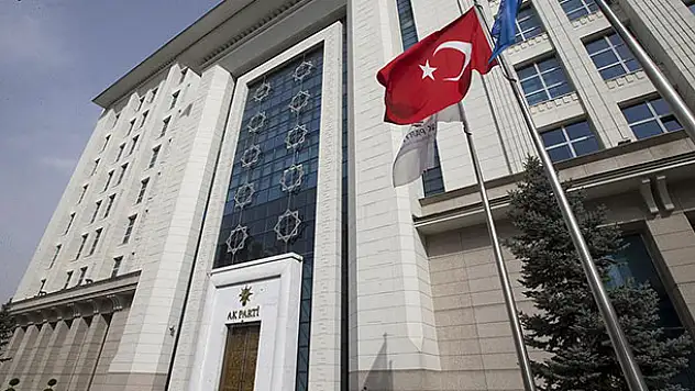 AK Parti heyeti Konya'da hayatını kaybeden ailenin cenazesine katılacak