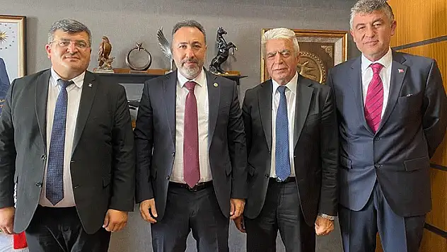 AK Parti Hüyük'ten TBMM çıkarması