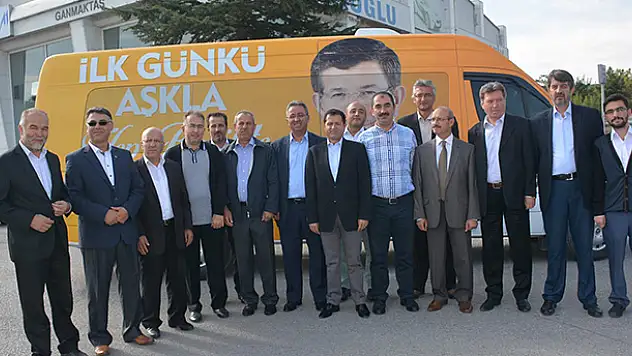 AK Parti Karatay'dan esnafı ziyaret etti