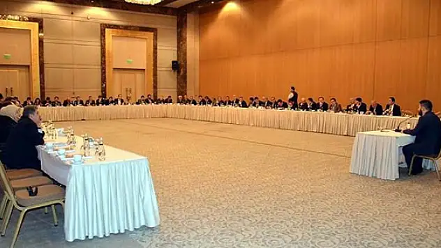 Ak Parti Konya'da aday adayları mülakatları yapıldı