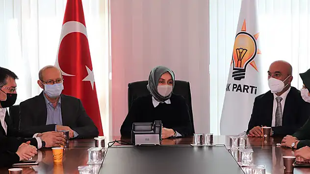 AK Parti Konya'dan Leyla Şahin Usta'ya ziyaret
