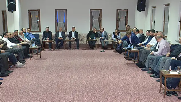 AK Parti Konya İl Başkanı Arat, STK Temsilcileri ile buluştu