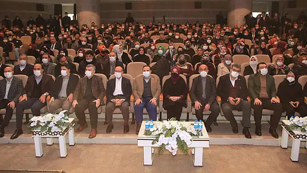 AK Parti Konya İl Başkanlığı 75. İl Danışma Meclisi Toplantısı gerçekleştirildi
