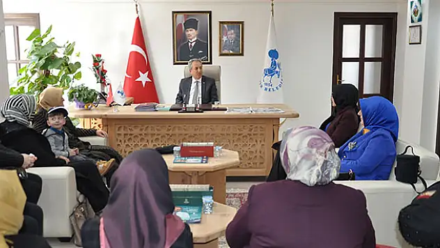 AK Parti Konya İl Kadın Kolları Başkanı'ndan, Başkan Akkaya'ya ziyaret