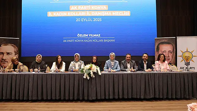AK Parti Konya İl Kadın Kolları Danışma Meclisi toplantısı yoğun katılımla gerçekleştirildi