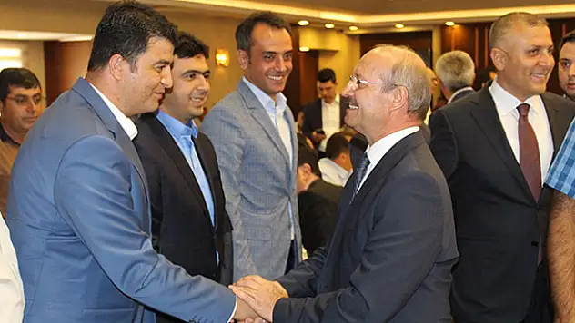 AK Parti Konya il teşkilatı bayramlaştı