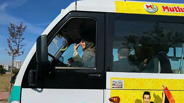 AK Parti Konya milletvekilleri minibüs şoförü oldu