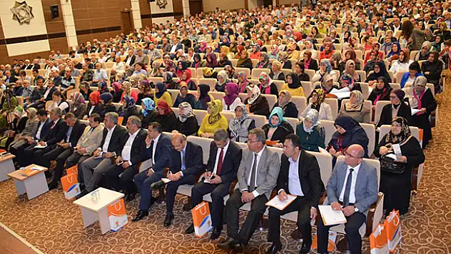 AK Parti Konya Sahada Daha Etkin Olmayı Hedefliyor