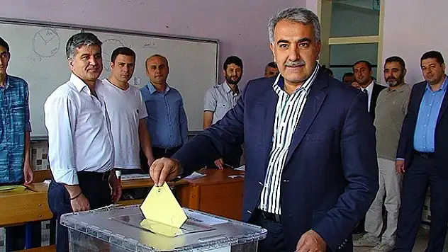 AK Parti Konya Vekil Adayları Oylarını Kullandı