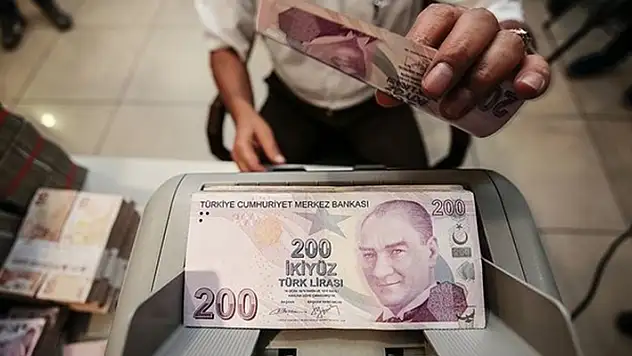 AK Parti'li Elitaş: EYT'linin maaşı eylülü bulabilir
