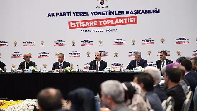 AK Parti'li Özhaseki, Konya'da istişare toplantısında konuştu
