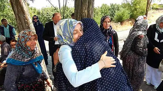 AK Parti Meram taşraya çıkarma yaptı