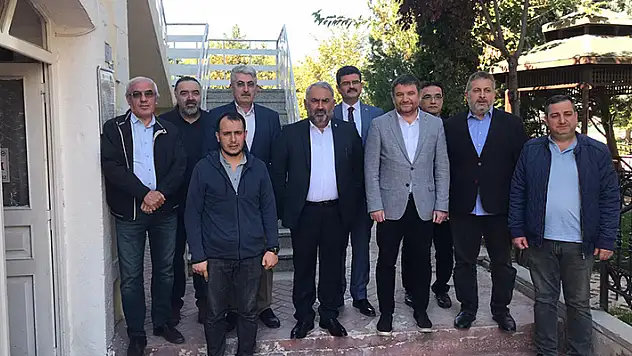 AK Parti Milletvekili Etyemez KGC'yi ziyaret etti
