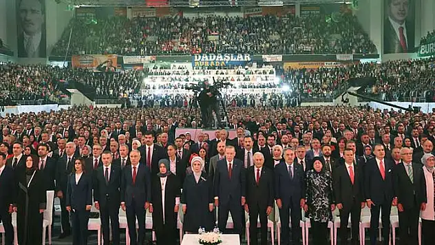 AK Parti'nin MKYK üyeleri belli oldu! İşte 75 kişilik liste...