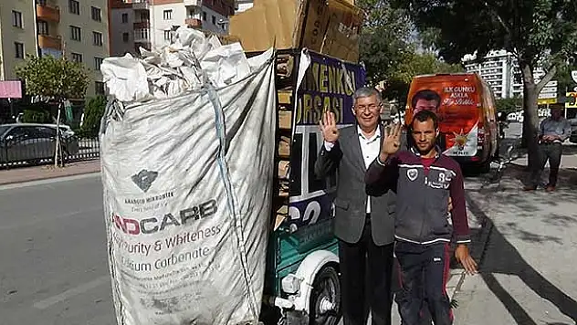 Ak Parti Seçim Çalışmalarına Devam Ediyor