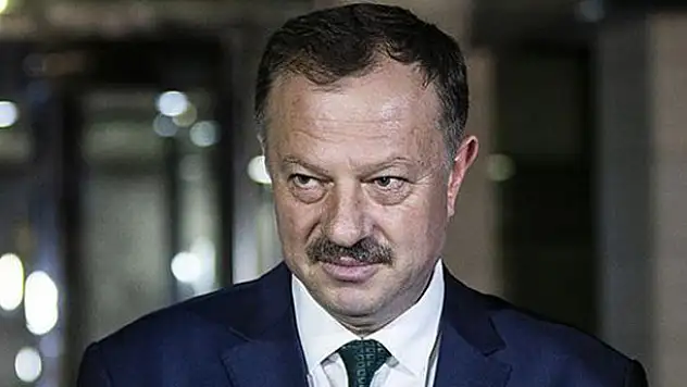 AK Parti YSK temsilcisinin sanatçılara tepkisi: Adaletinizi sileyim