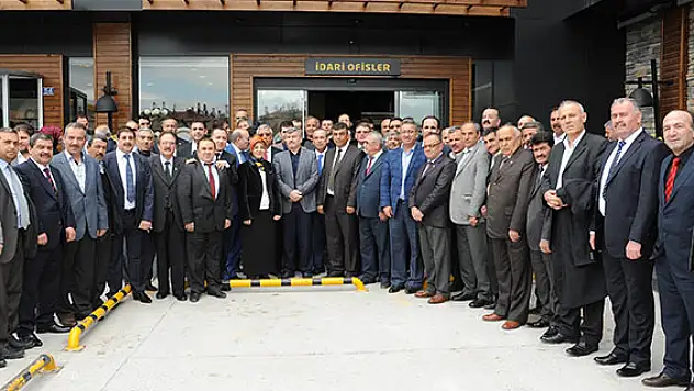 Ak partili başkanlar esnafla buluştu