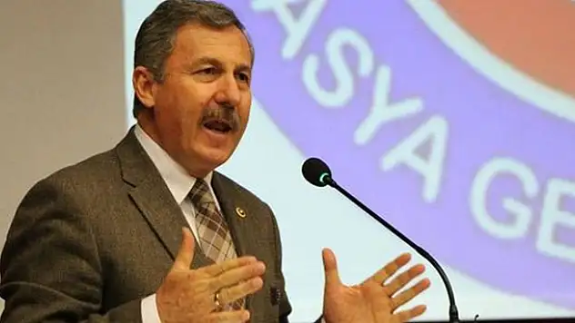 AK Partili Özdağ: Darbe girişimini haber veren benim!