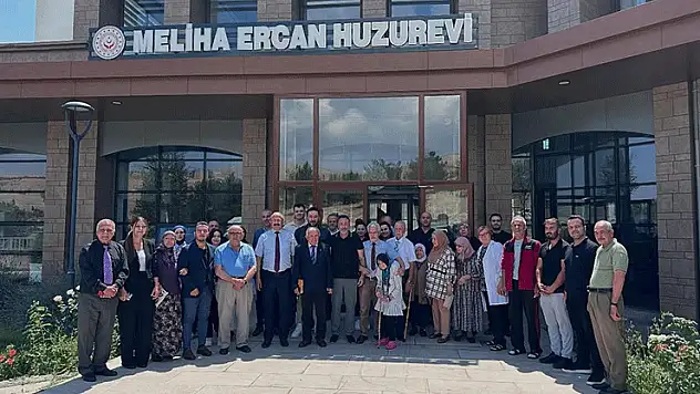 AK Partili Özer'den anlamlı ziyaret