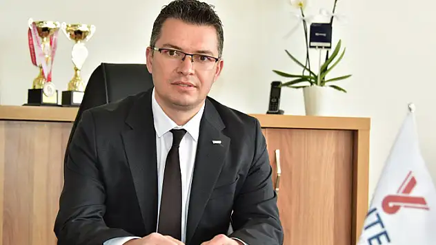 Akar: dünyanın ilk ve tek çocuk bayramı olan 23 Nisan, Milletimizin çocuklarına armağan edilmiştir