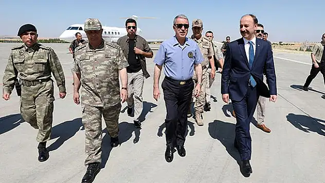 Akar ve TSK'nın komuta kademesi Şanlıurfa'da