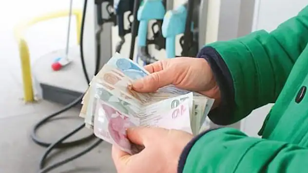 Akaryakıtta gizli zam