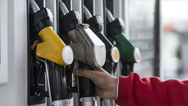 Akaryakıtta yeni dönem: 2025'ten itibaren zorunlu olacak
